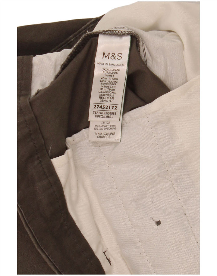 Pantaloni chino vestibilità regolare da uomo Marks & Spencer W46 L31 cotone grigio