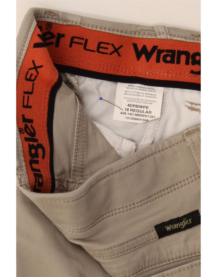 WRANGLER Boys Cargo Shorts 15-16 Years W32 Beige Cotton Vintage Wrangler and Second-Hand Wrangler from Messina Hembry 
