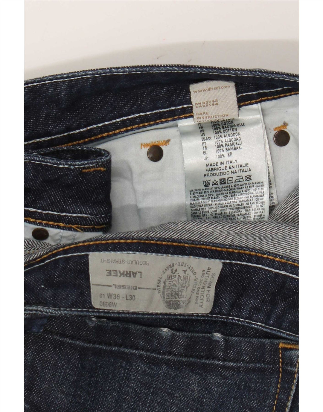 Jeans dritti regolari da uomo Diesel Larkee W36 L30 cotone blu navy