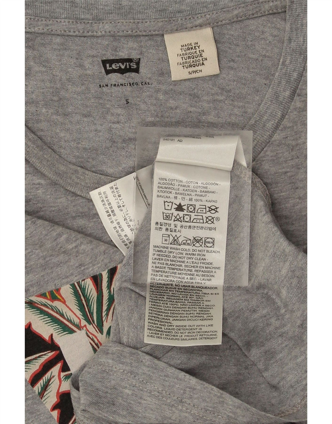LEVI'S Mens Graphic T-Shirt Top Small Grey Cotton Vintage Levi's and Second-Hand Levi's from Messina Hembry 