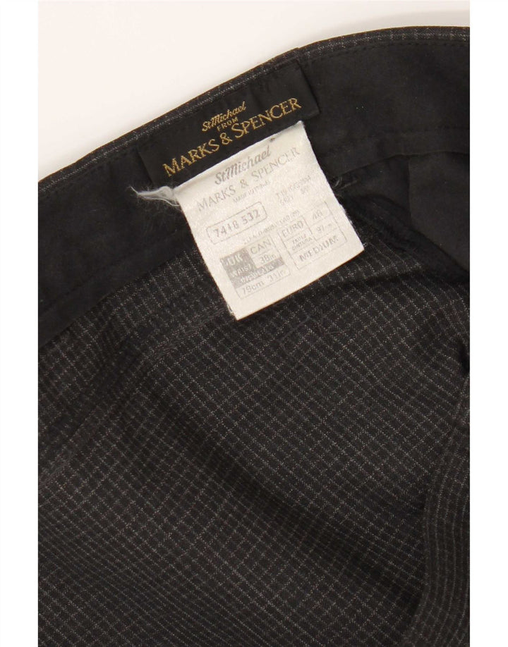 Pantaloni casual dritti da uomo Marks & Spencer W38 L31 Poliestere a quadri grigi