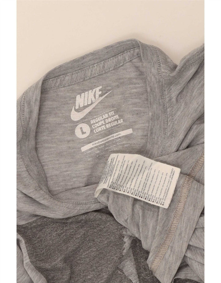 T-shirt grafica Nike da uomo con vestibilità regolare, top grande in poliestere grigio