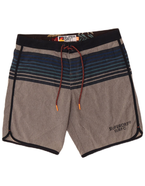 Pantaloncini da bagno regolari da uomo con grafica Superdry, poliestere a righe grigie di grandi dimensioni