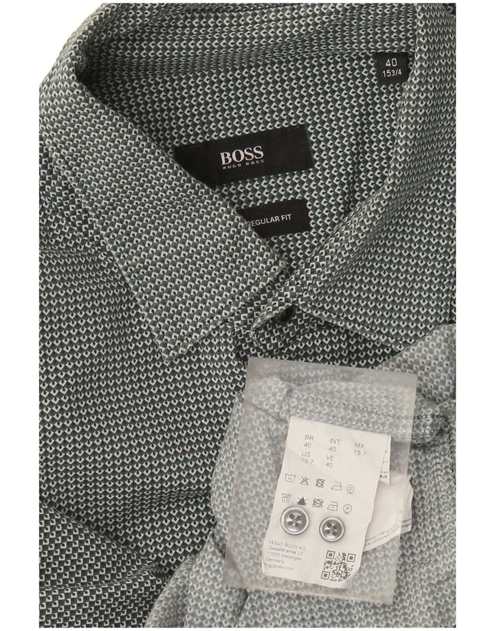 Camicia da uomo vestibilità regolare Hugo Boss taglia 40 15 3/4 verde medio geometrico