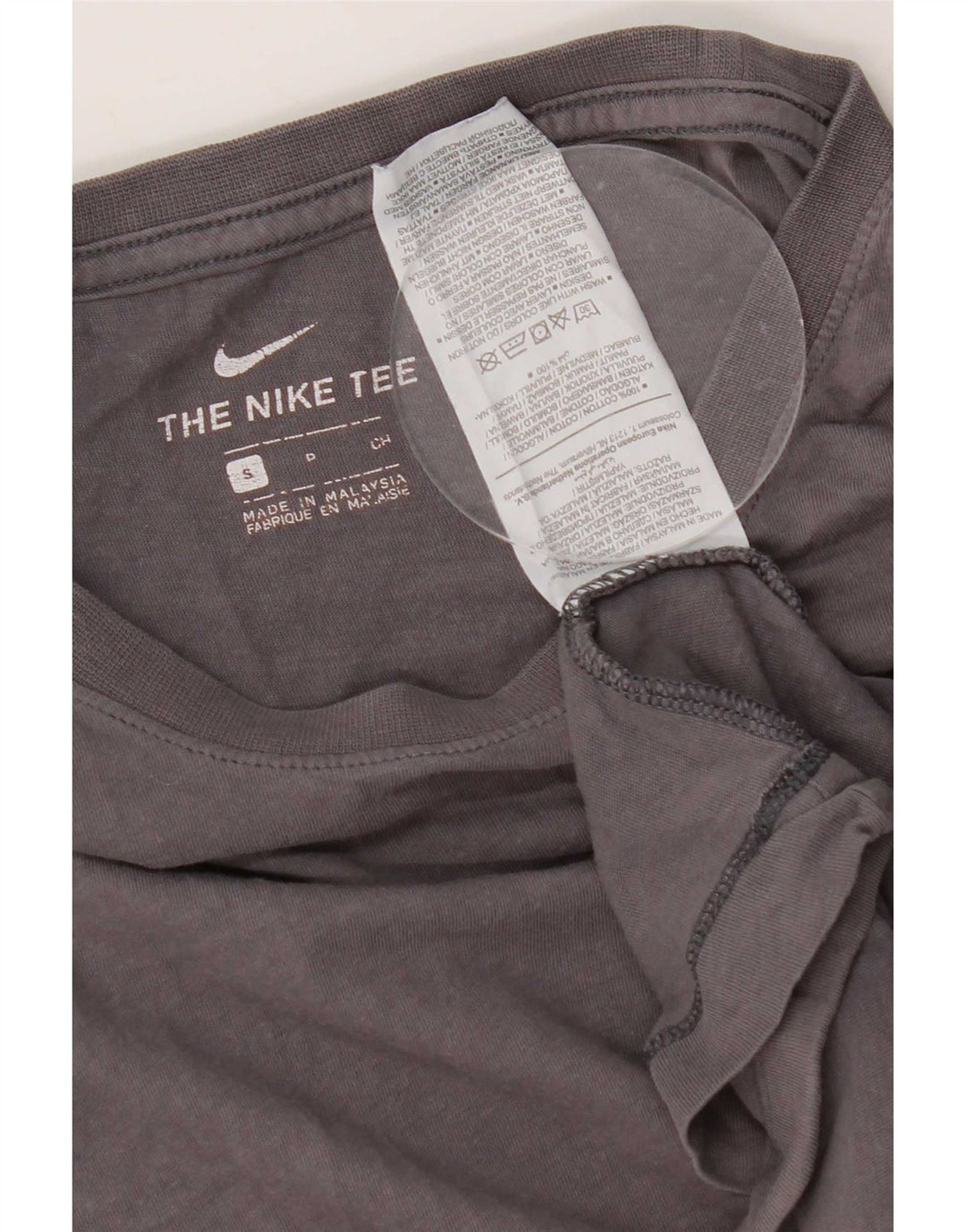 T-shirt Nike Regular da uomo, piccola, in cotone grigio