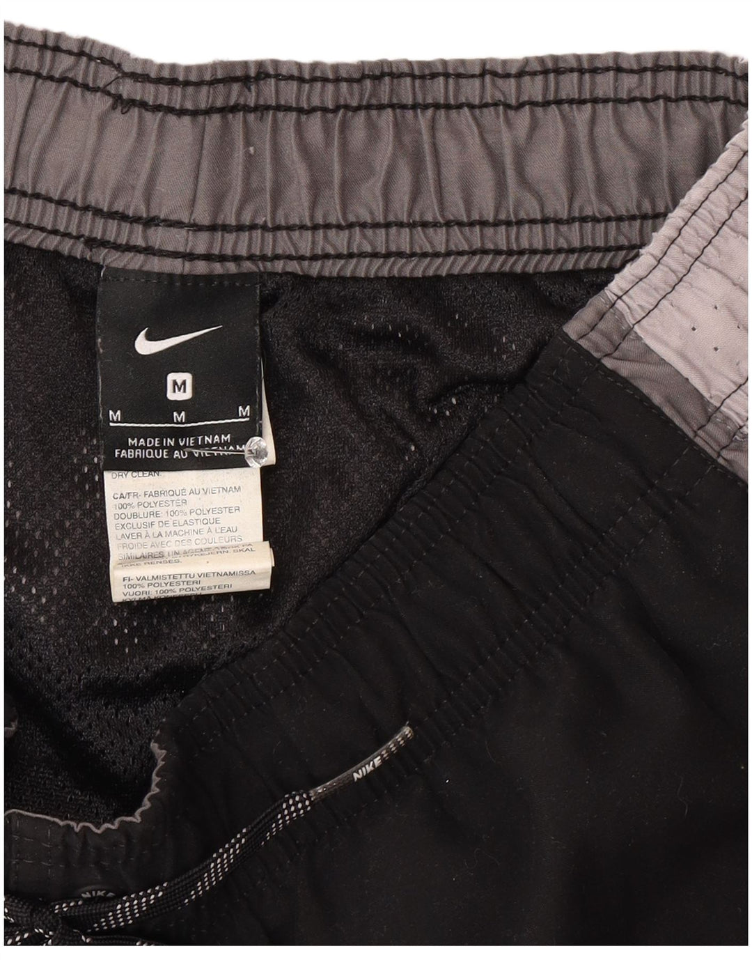 Pantaloncini sportivi da uomo Nike Medium Black Colourblock in poliestere