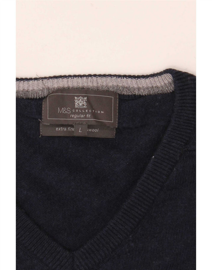 Maglione da uomo Marks & Spencer vestibilità regolare con scollo a V grande blu navy