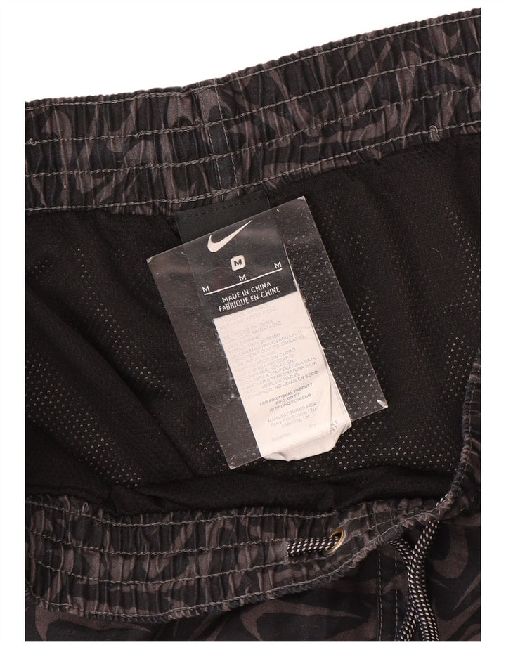 Pantaloncini sportivi Nike da uomo con grafica media in poliestere nero