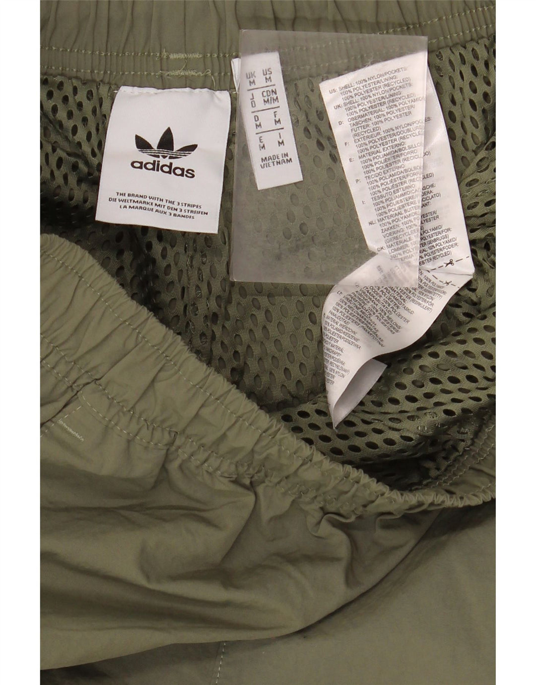 Pantaloncini sportivi da uomo Adidas Medi in nylon kaki