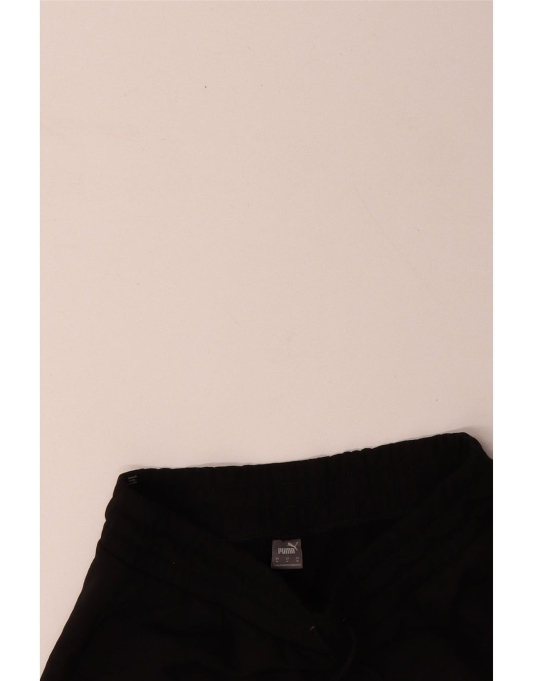 Pantaloncini sportivi PUMA da donna di colore nero medio