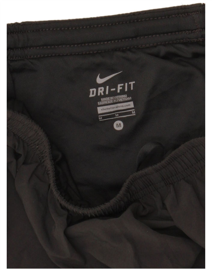 Pantaloncini sportivi Nike Dri Fit da uomo di colore grigio medio