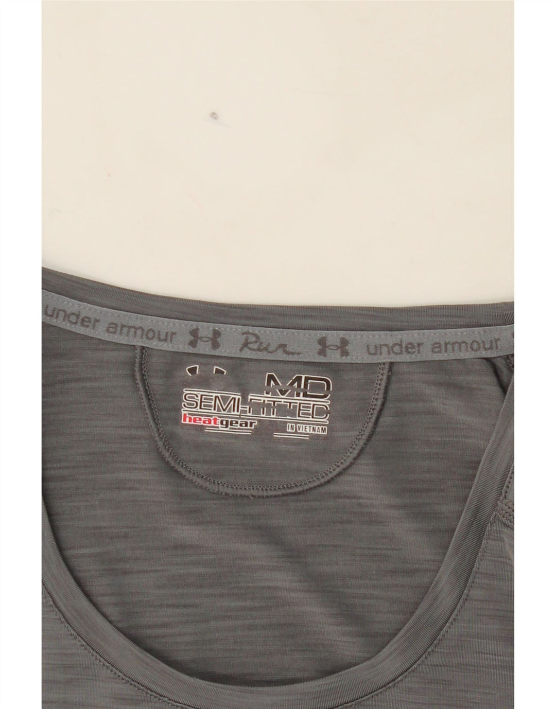 UNDER ARMOUR Mens Heat Gear T-Shirt Top Medium Grey Polyester Vintage Under Armour and Second-Hand Under Armour from Messina Hembry 