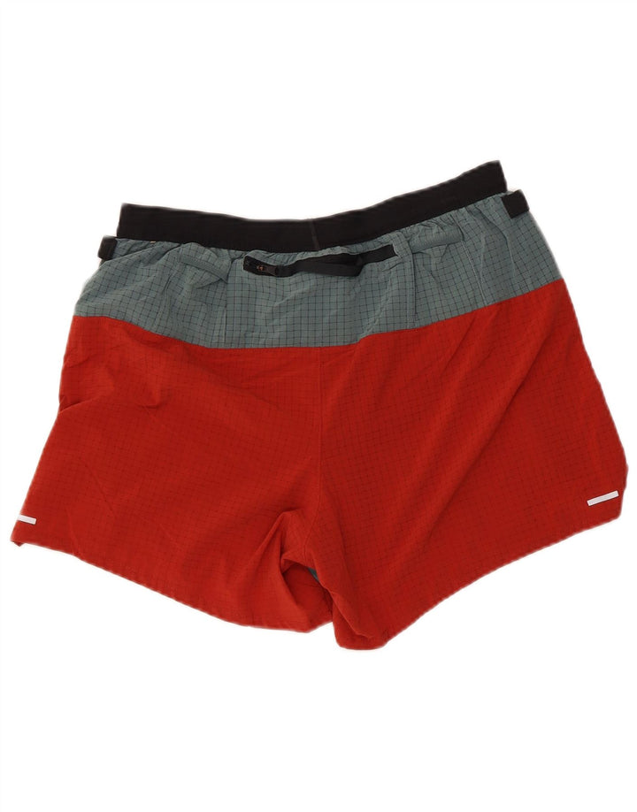 Pantaloncini sportivi Nike da uomo in poliestere color block rosso medio