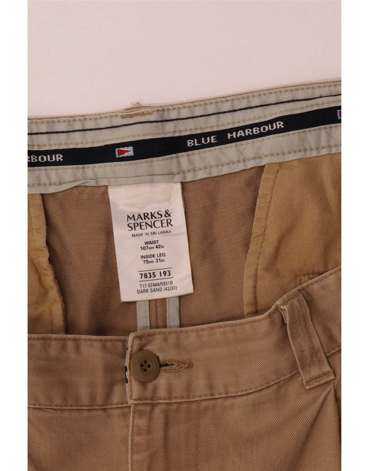 Pantaloni chino con pegged Marks & Spencer da uomo blu W42 L31 Beige