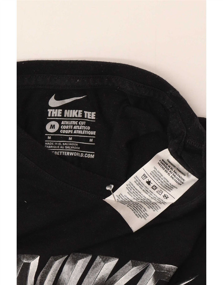 T-shirt grafica Nike da uomo con taglio atletico, cotone medio nero