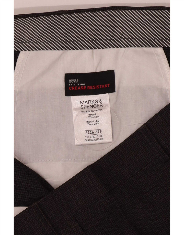 Pantaloni da abito dritti da uomo Marks & Spencer W42 L29 pied de poule grigi