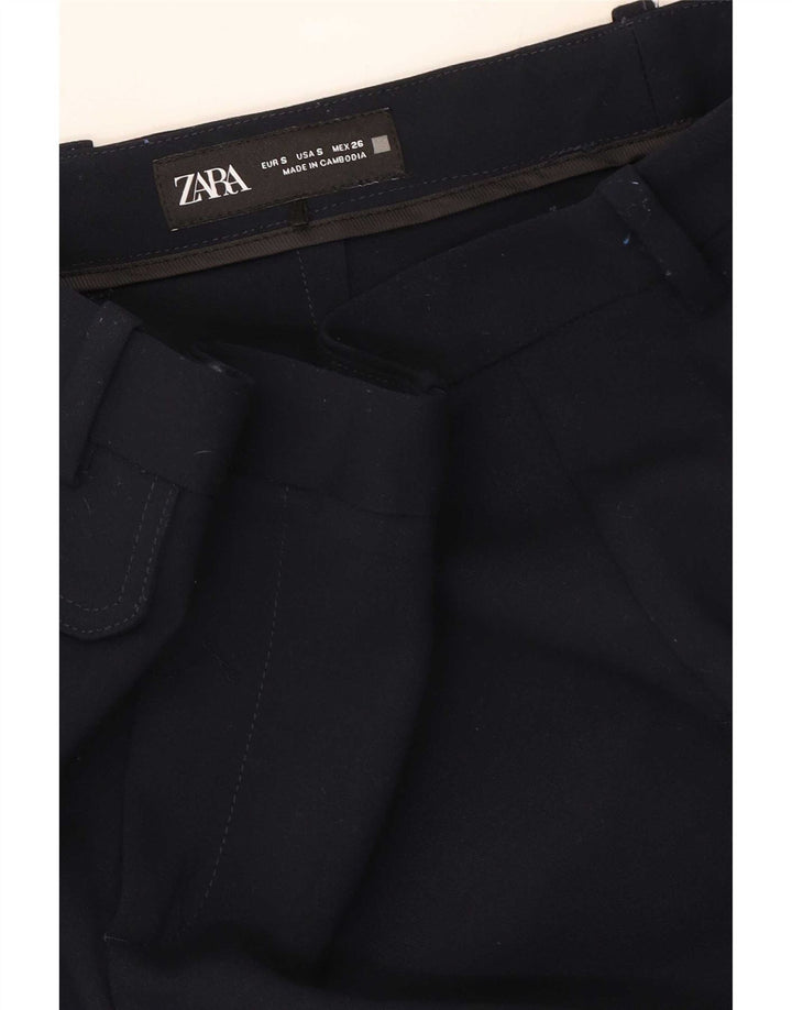 Pantaloni casual svasati da donna Zara piccoli W26 L32 poliestere blu navy