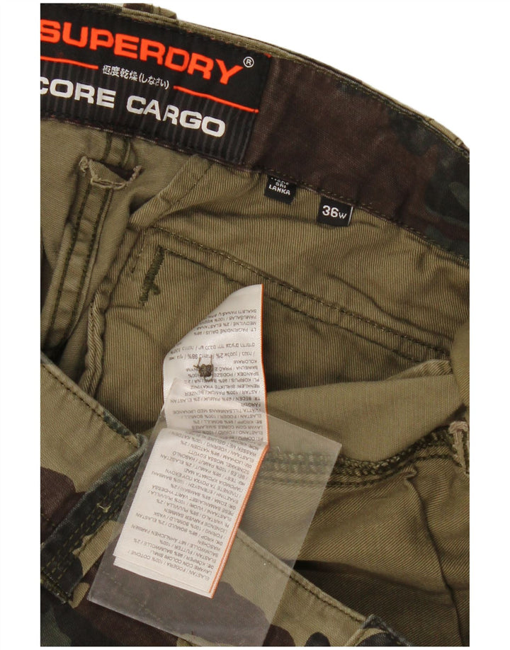 Pantaloncini cargo da uomo Superdry W36 Large Khaki Camouflage Cotton Army