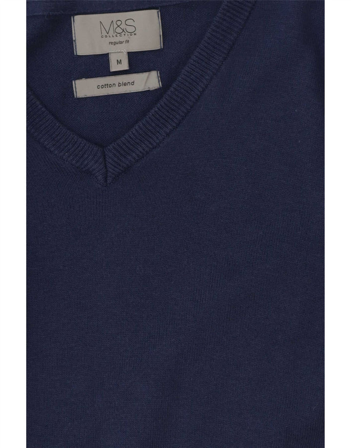 Maglione maglione con scollo a V vestibilità regolare da uomo Marks & Spencer blu navy medio