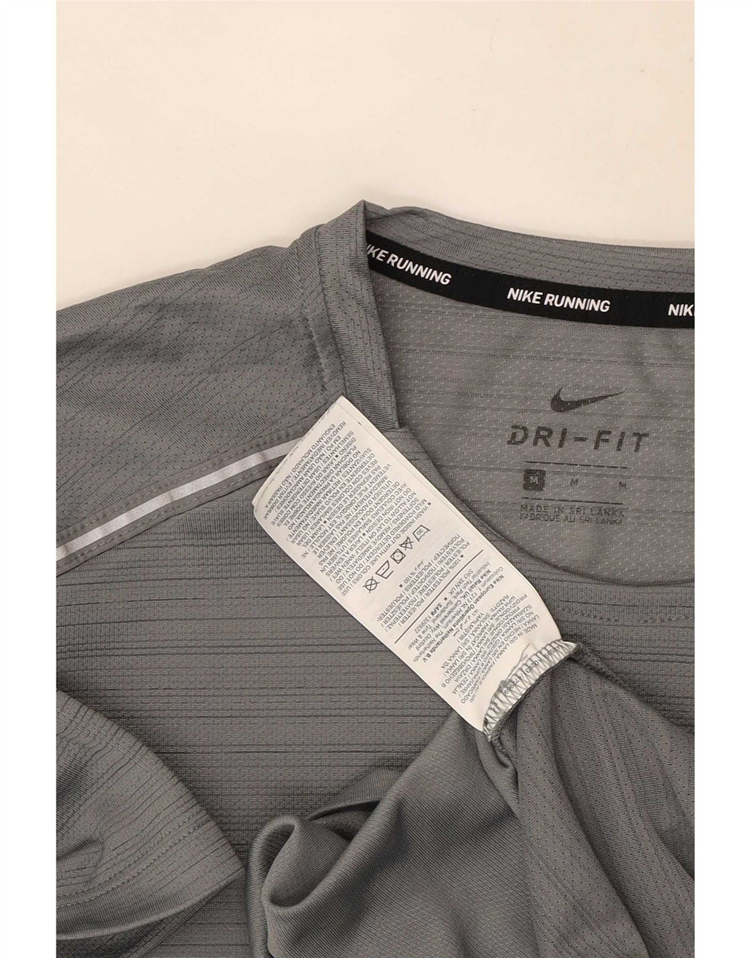 T-shirt Nike da uomo Dri Fit in poliestere a righe grigio medio