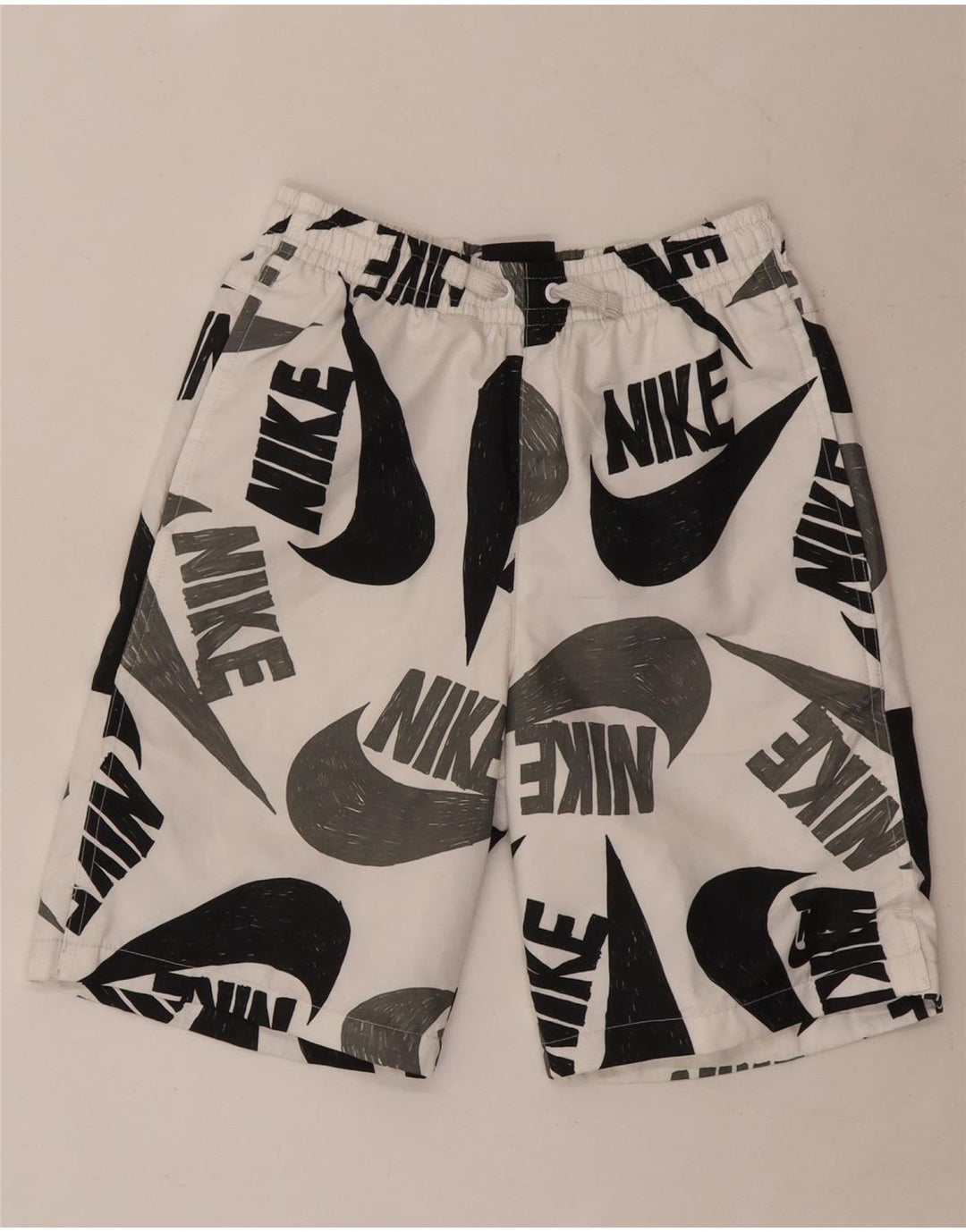 Pantaloncini sportivi Nike da ragazzo con grafica 12-13 anni, taglia grande, in poliestere bianco