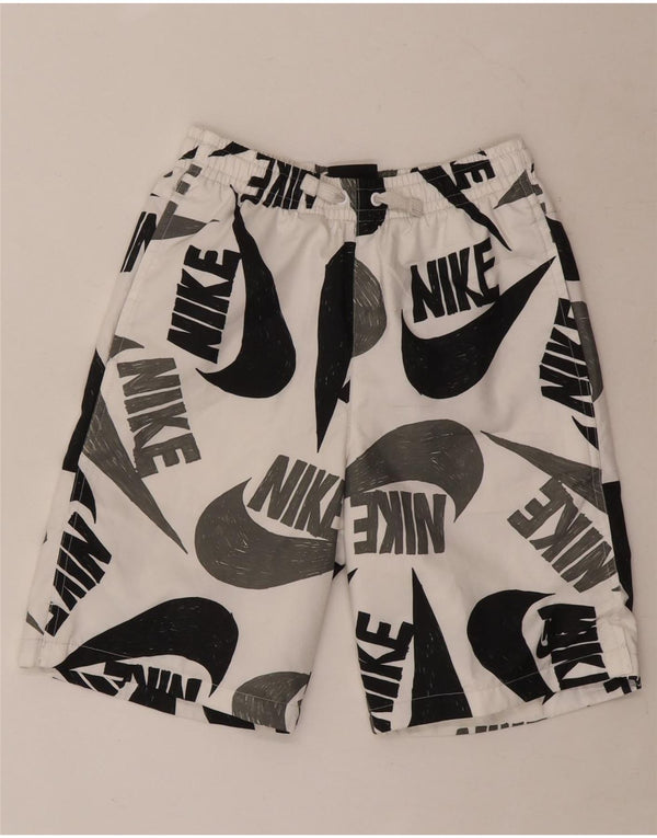 Pantaloncini sportivi Nike da ragazzo con grafica 12-13 anni, taglia grande, in poliestere bianco