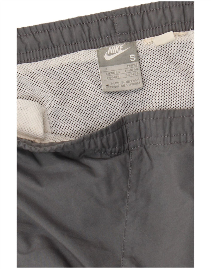 Pantaloncini sportivi Nike da uomo piccoli grigi