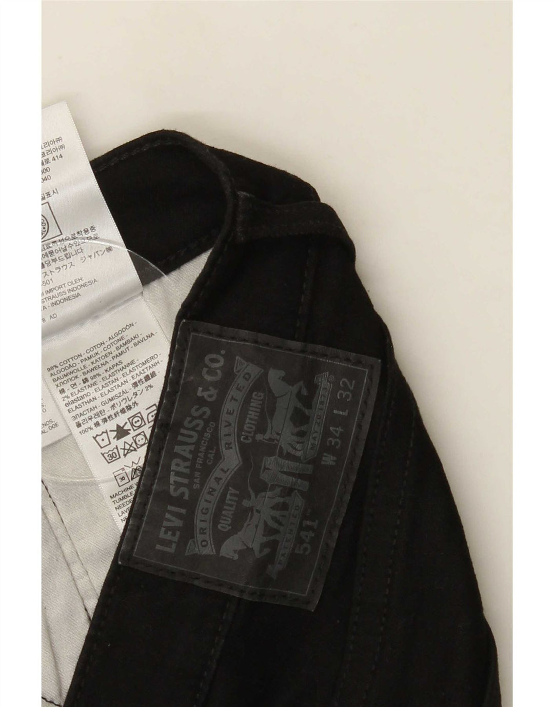 Levi's Uomo 541 Jeans affusolati W34 L32 Cotone nero