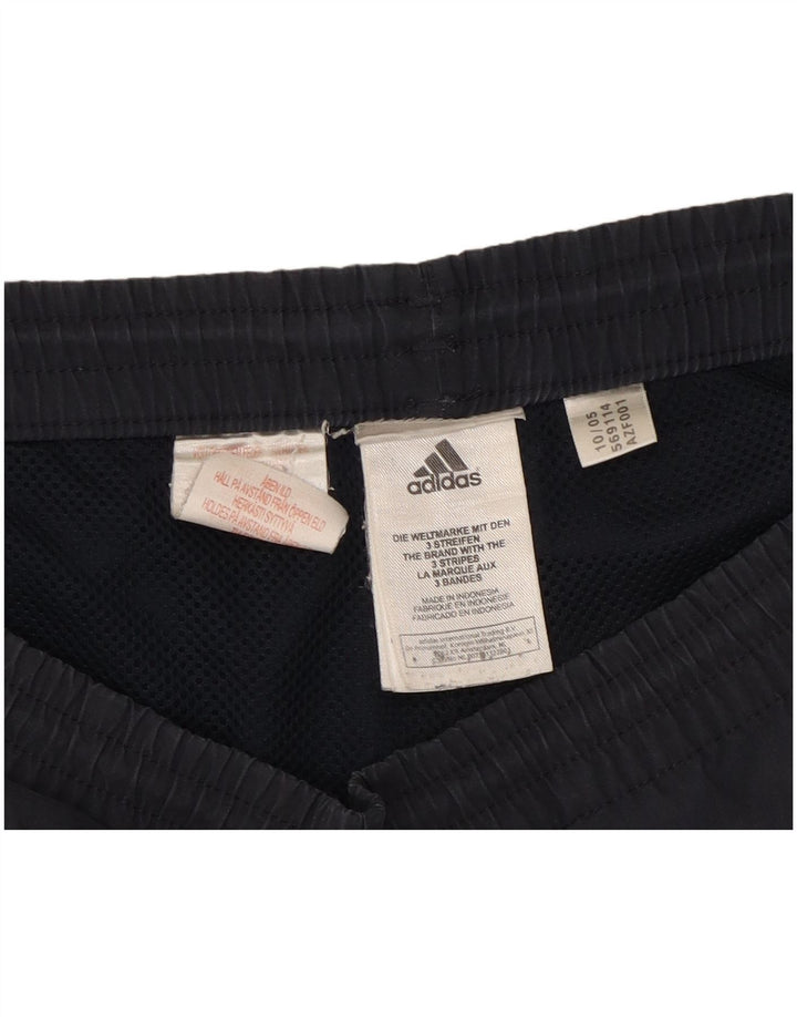 Pantaloncini sportivi da uomo Adidas Bermuda medi in poliestere blu navy