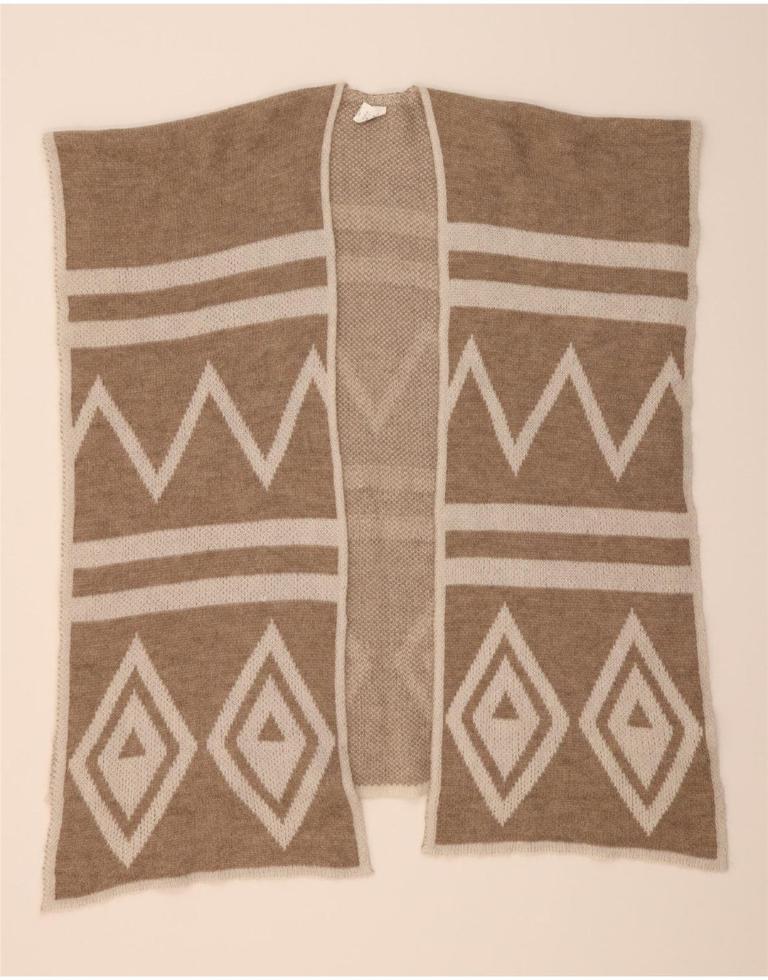 VINTAGE Womens Poncho Cardigan Sweater One Size Beige Argyle/Diamond Vintage Vintage and Second-Hand Vintage from Messina Hembry 