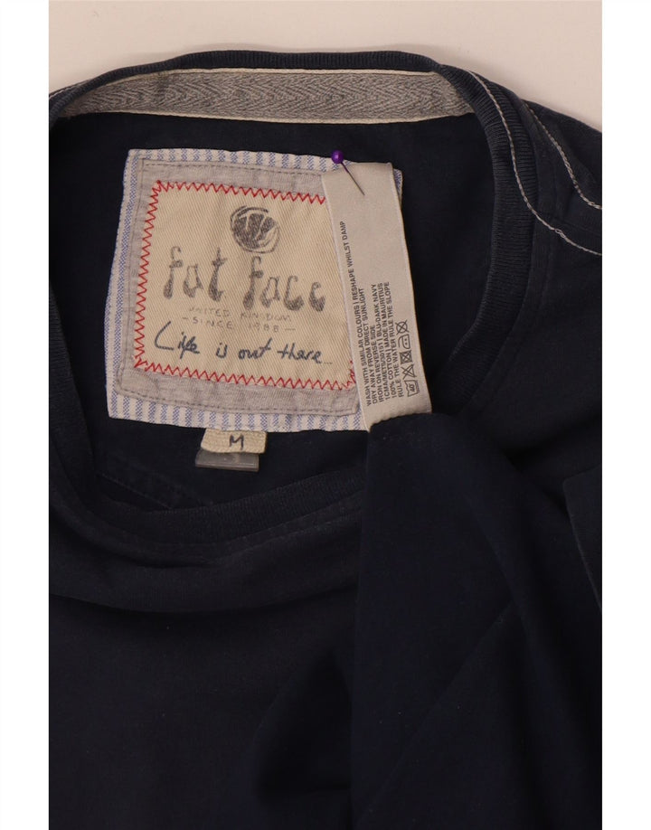 T-shirt grafica da uomo Fat Face Top in cotone blu navy medio