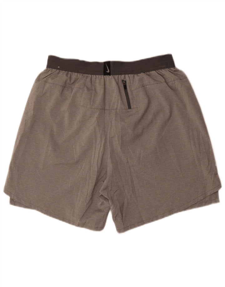 Pantaloncini sportivi Nike Dri Fit da uomo in poliestere grigio medio