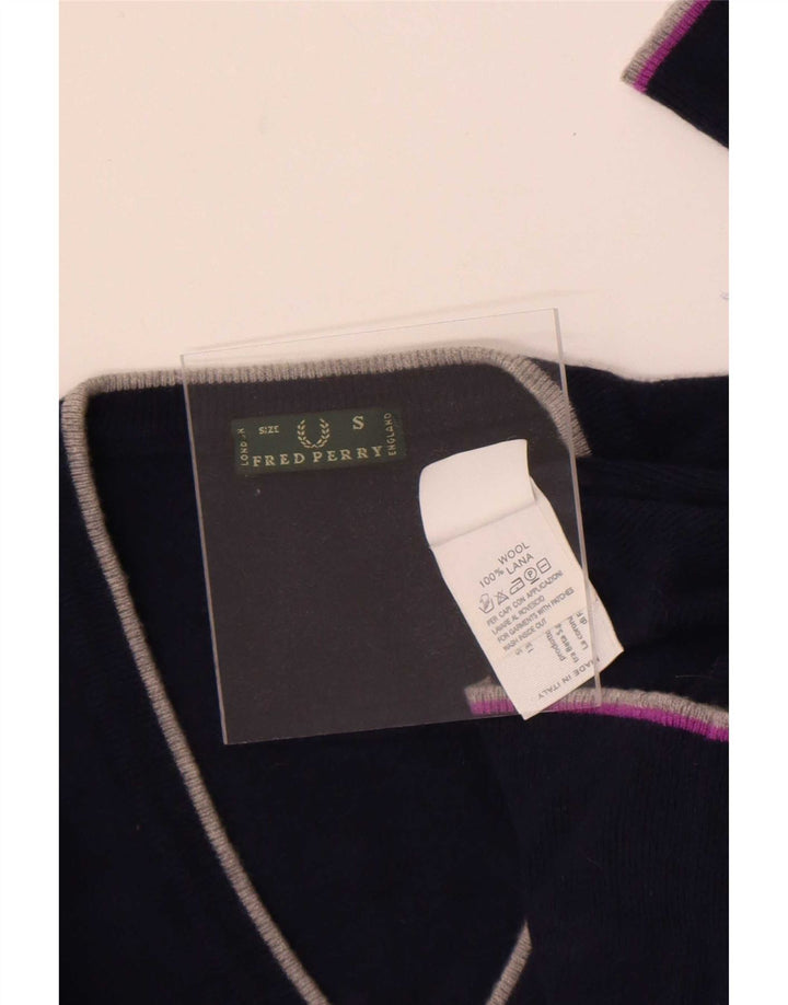 Maglione da donna con scollo a V Fred Perry UK 8 Small Lana blu navy