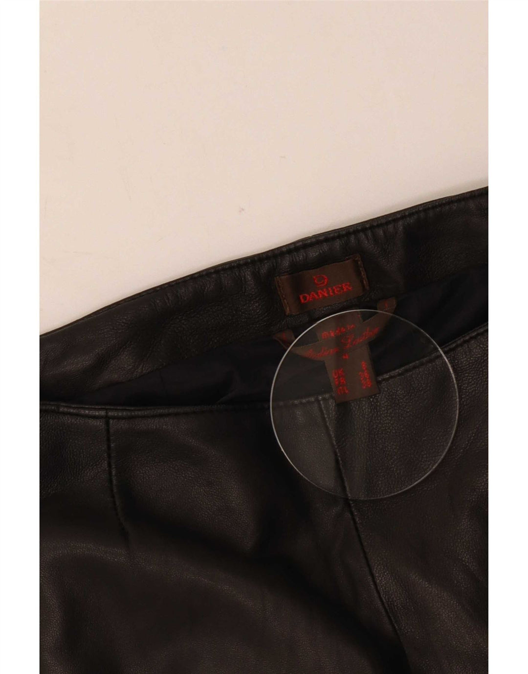Pantaloni in pelle svasati da donna Danier taglia 8 W24 L31 neri