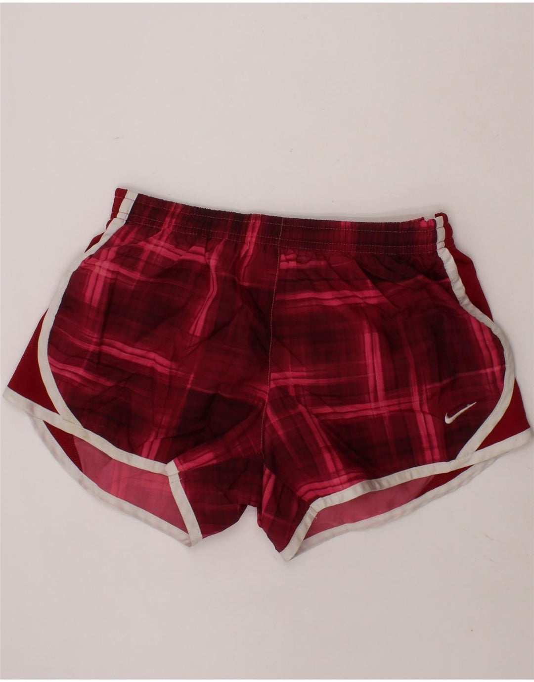 NIKE Girls Dri Fit Sport Shorts 10-11 Years Medium Red Check Polyester Vintage Nike and Second-Hand Nike from Messina Hembry 