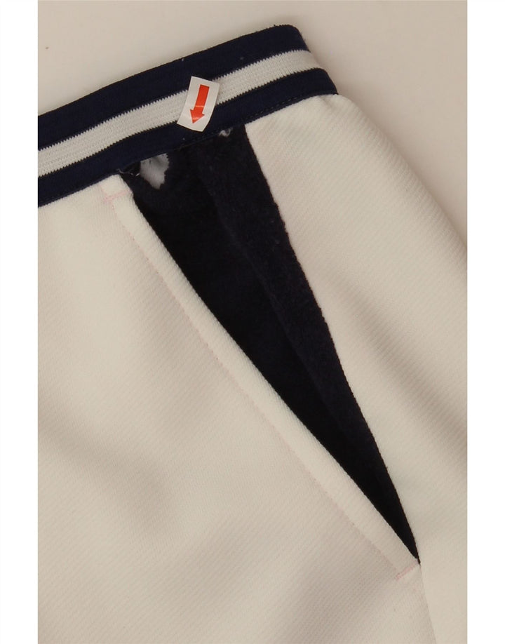 VINTAGE Womens Chino Shorts W32 Large White Colourblock Vintage Vintage and Second-Hand Vintage from Messina Hembry 