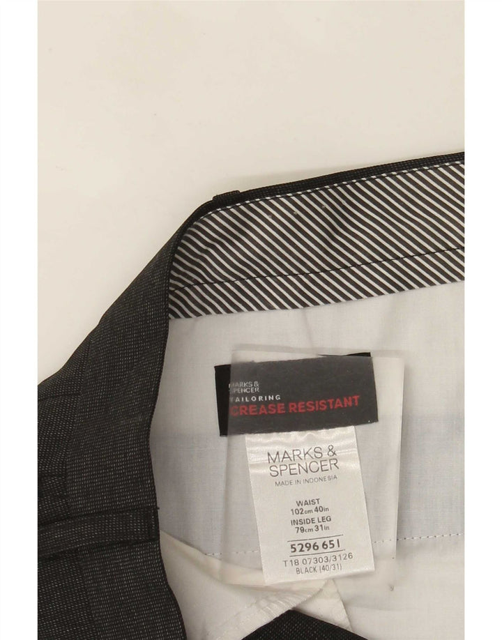 Pantaloni da abito dritti da uomo Marks & Spencer W40 L31 poliestere nero