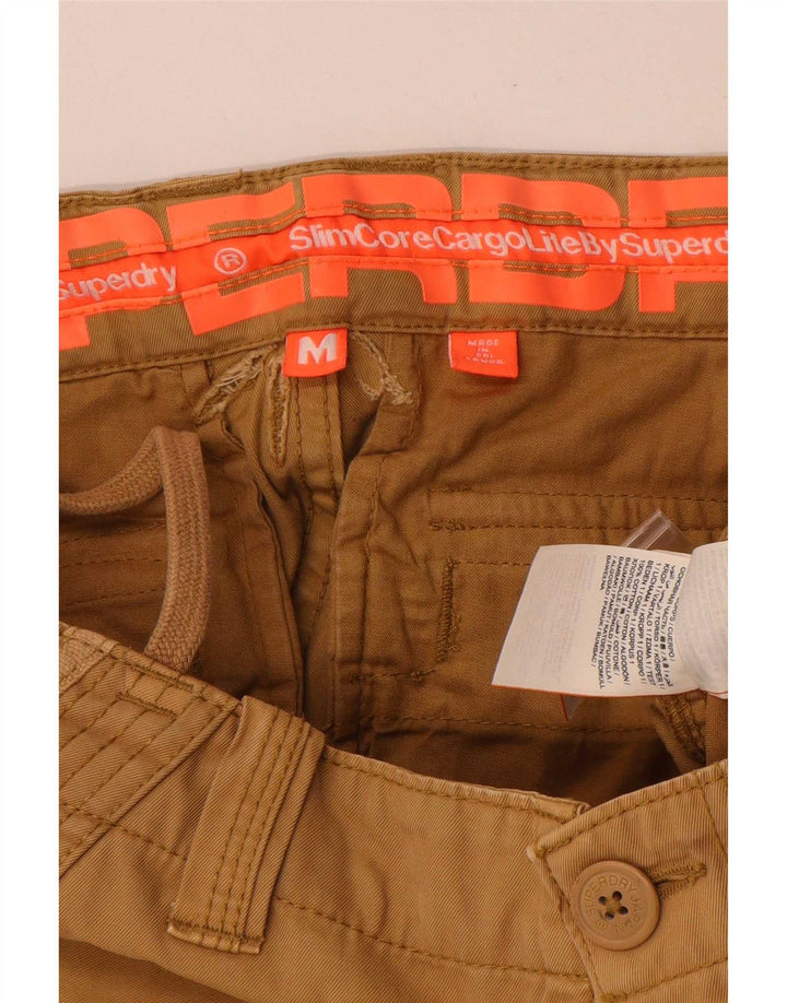 Pantaloncini cargo da uomo Superdry medi W30 in cotone beige