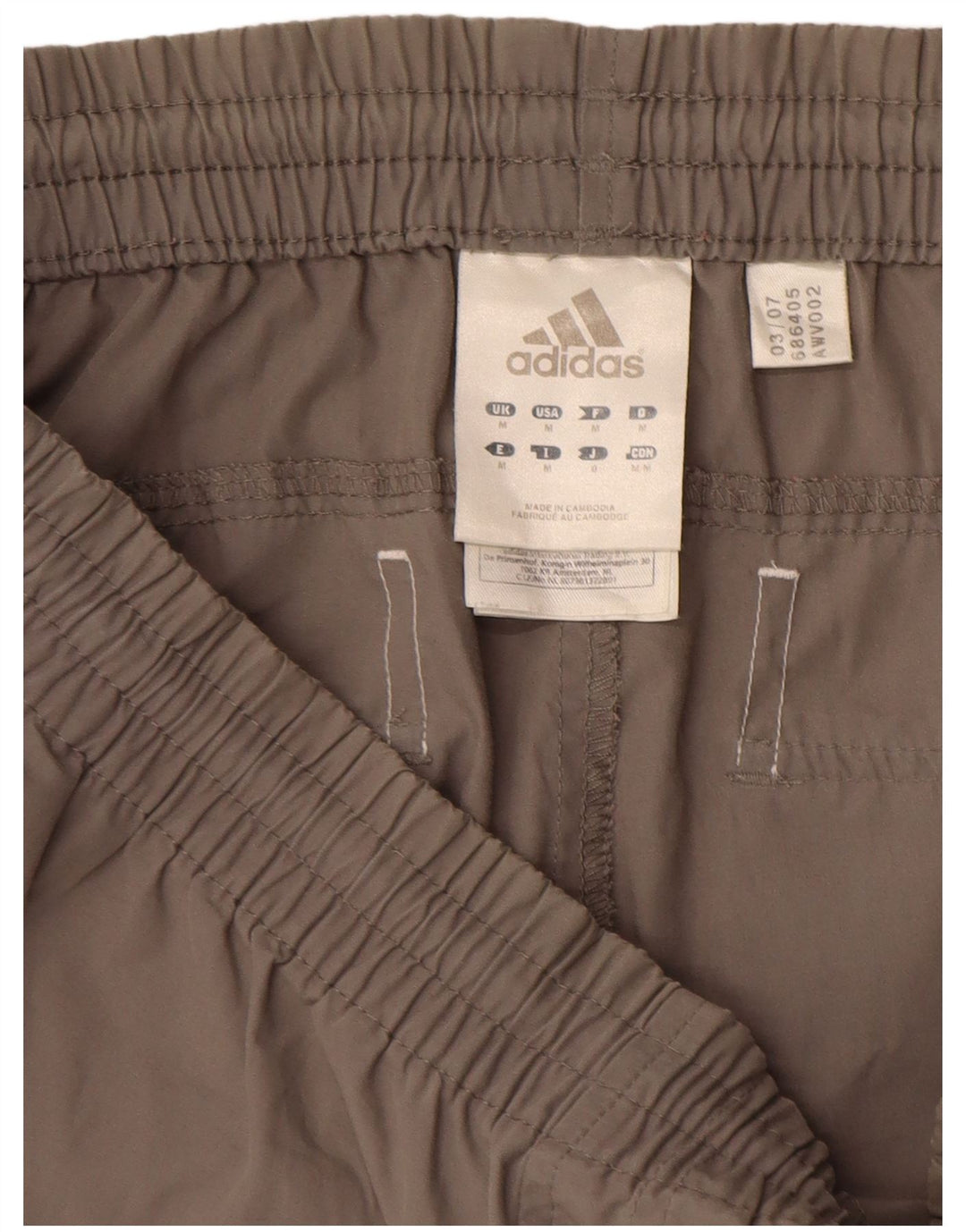 Pantaloni da tuta Adidas Capri Cargo da uomo in poliestere grigio medio