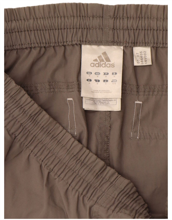 Pantaloni da tuta Adidas Capri Cargo da uomo in poliestere grigio medio
