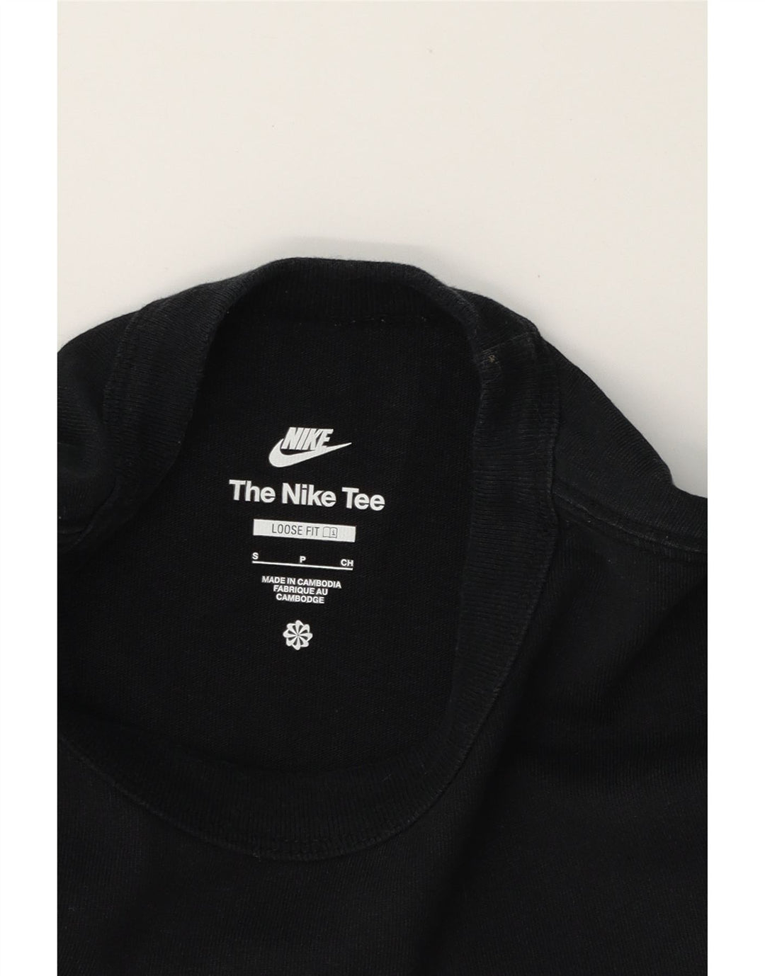 NIKE Mens Loose Fit T-Shirt Top Small Black Cotton Vintage Nike and Second-Hand Nike from Messina Hembry 