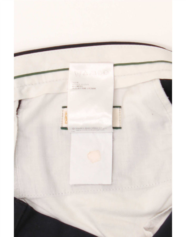Pantaloni da abito dritti da uomo Marks & Spencer W34 L29 poliestere blu navy