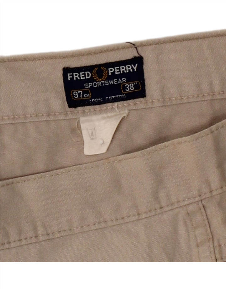 FRED PERRY Womens Casual Shorts W38 XL Grey Vintage Fred Perry and Second-Hand Fred Perry from Messina Hembry 