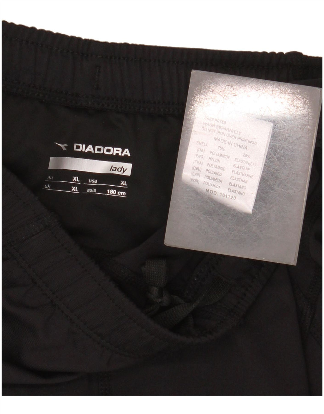 Pantaloncini sportivi Diadora da donna UK 18 XL Nero Poliammide