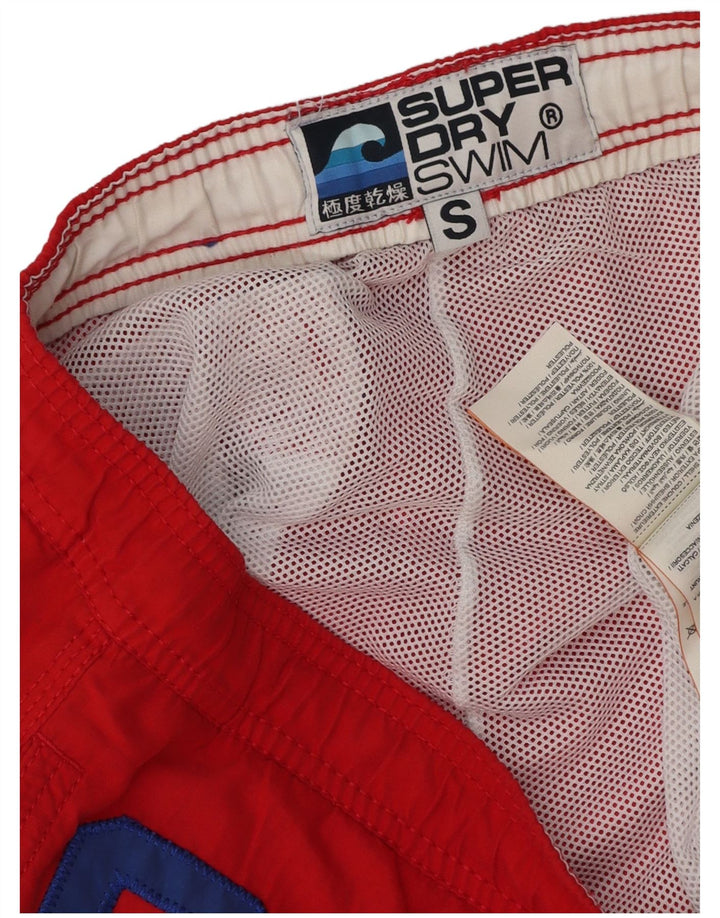 Pantaloncini da bagno grafici da uomo Superdry piccoli in poliestere rosso