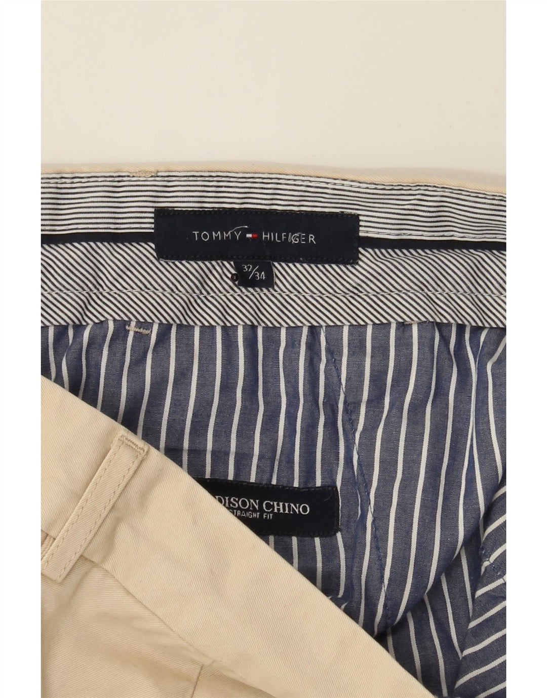 TOMMY HILFIGER Mens Bermuda Shorts W32 Large Beige Cotton Vintage Tommy Hilfiger and Second-Hand Tommy Hilfiger from Messina Hembry 