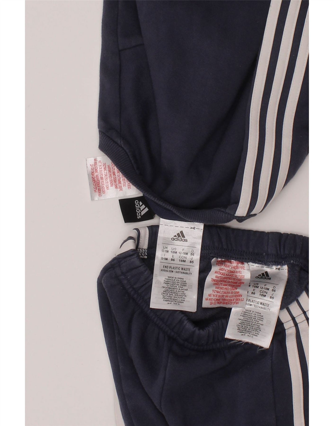 Tuta intera ADIDAS per neonato con grafica 12-18 mesi blu navy color block