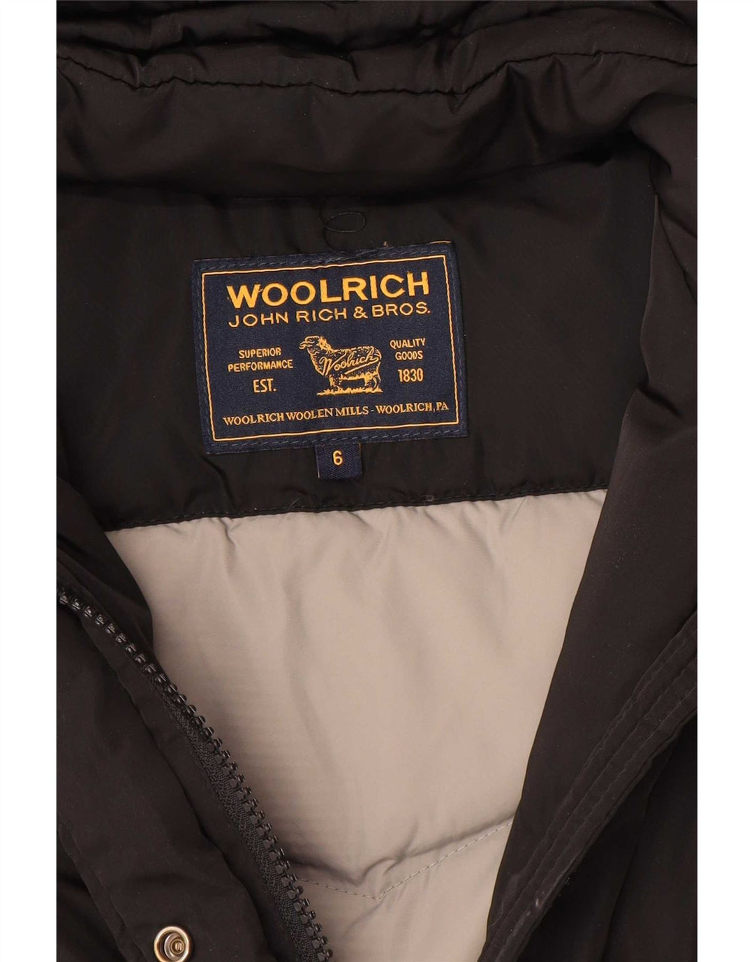 Giacca imbottita con cappuccio per ragazze Woolrich 5-6 anni nera