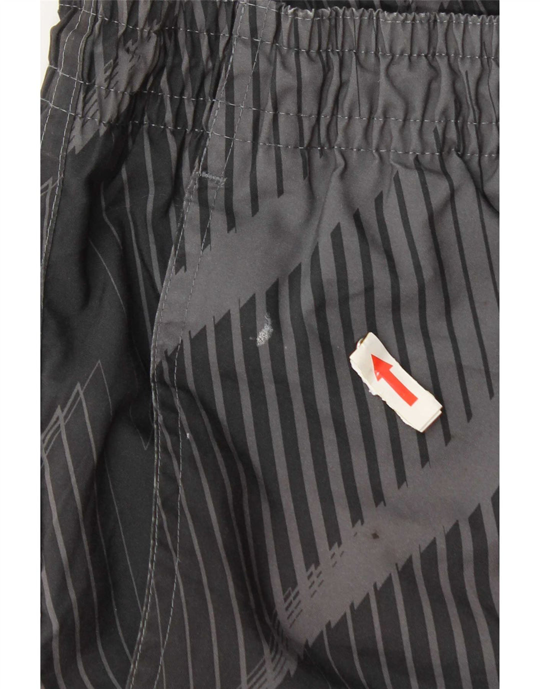 Pantaloncini sportivi da uomo Nike UK 26/28 Piccolo poliestere geometrico grigio
