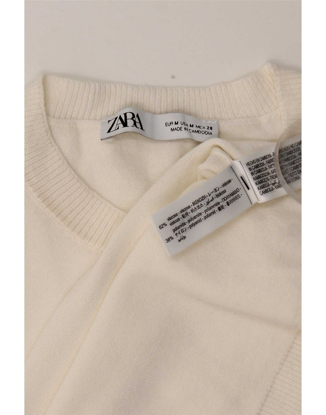 T-shirt Zara da donna Top UK 14 viscosa bianca media